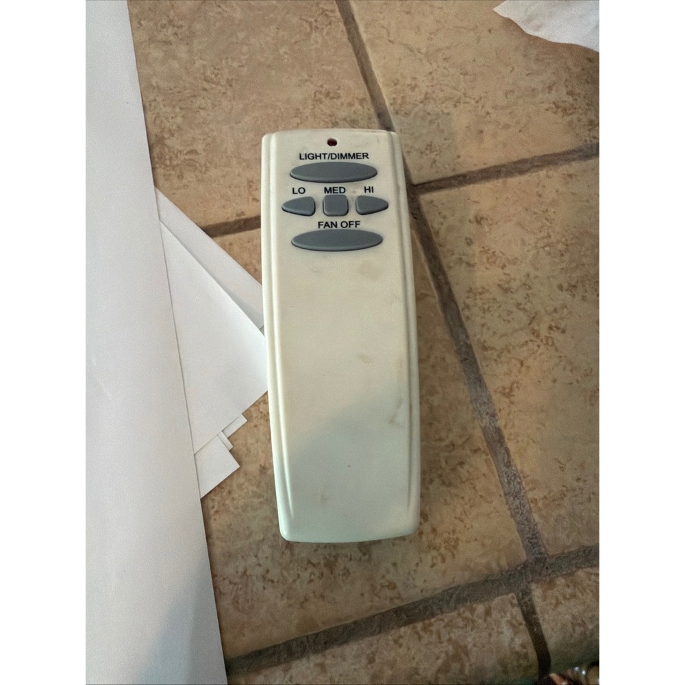 Universal Ceiling Fan Remote Control Light Dimmer 3-Speed White Handheld Unit
